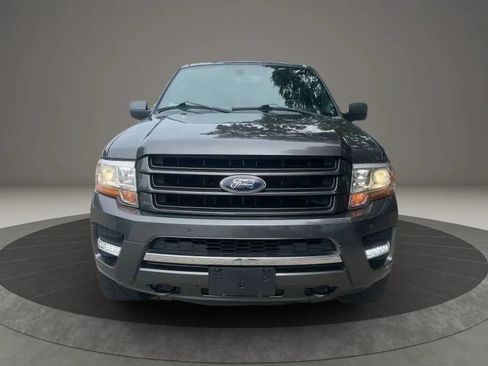 Used 2017 Ford Expedition Limited w/ Equipment Group 301A AWD/4WD image 14
