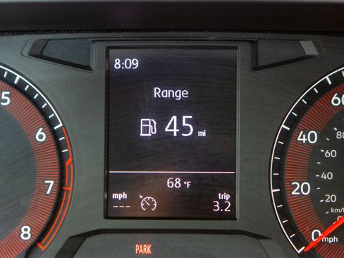 Used 2021 Volkswagen Jetta S image 29