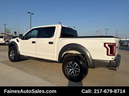 Used 2017 Ford F150 Raptor image 12