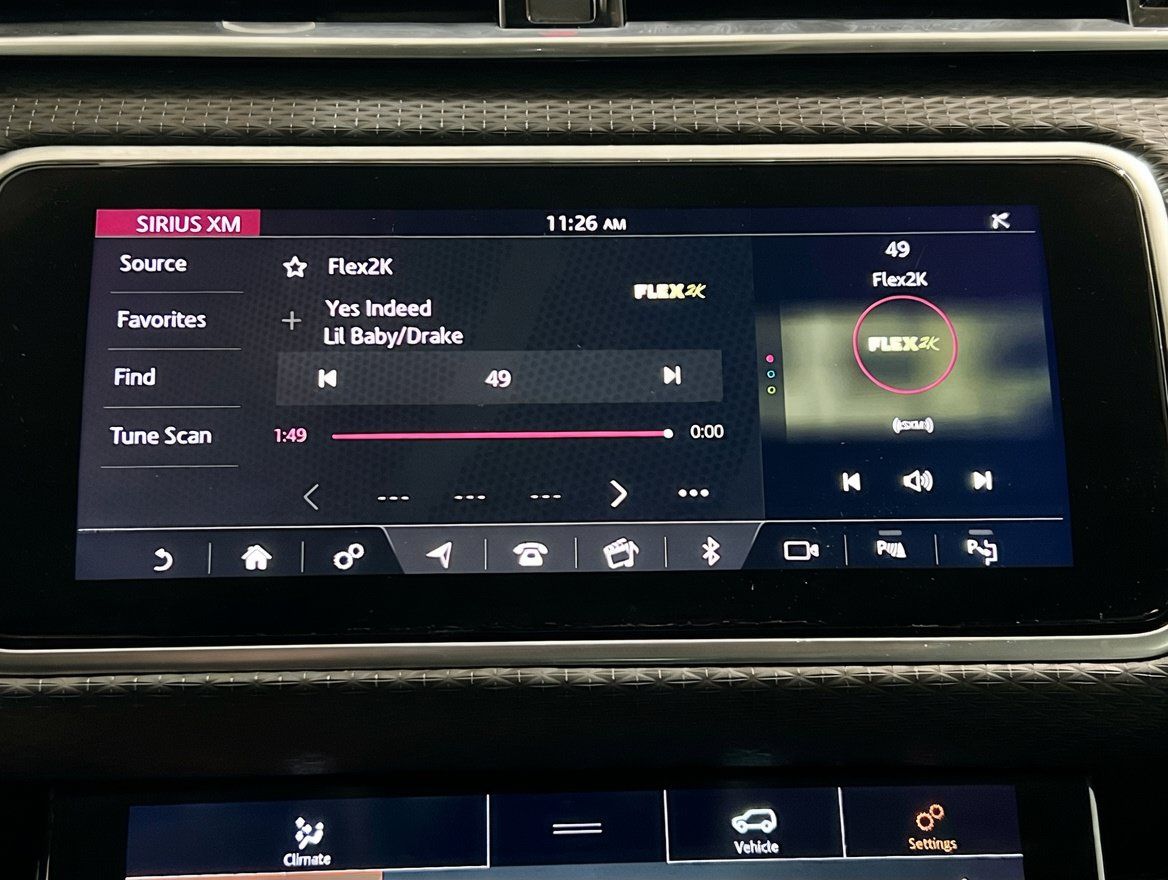 Used 2020 Land Rover Range Rover Velar S AWD/4WD image 11