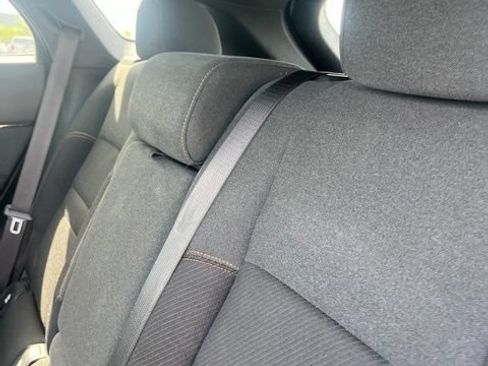 Used 2024 Honda Prologue EX image 8