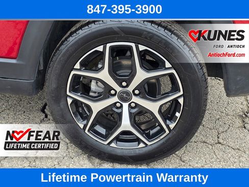 Used 2025 Jeep Compass Limited AWD/4WD image 11