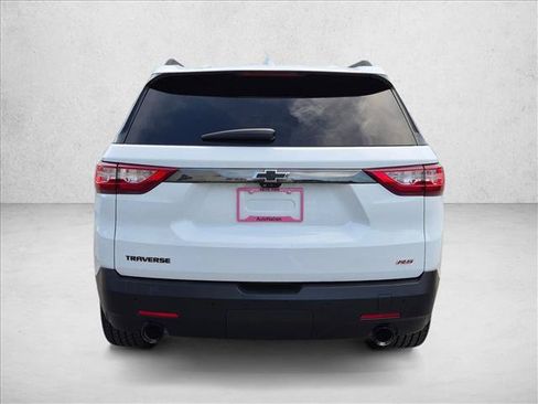 Used 2021 Chevrolet Traverse RS FWD image 6