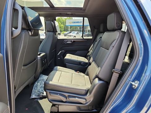 New 2026 Chevrolet Tahoe High Country AWD/4WD image 6