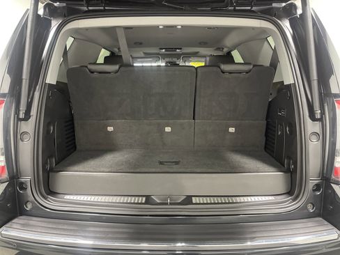 Used 2020 GMC Yukon Denali w/ Denali Ultimate Package image 18