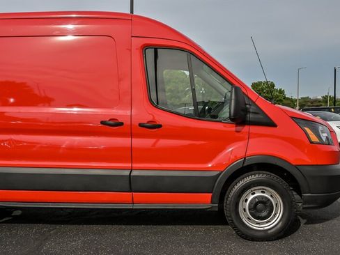 Used 2019 Ford Transit 250 148 Medium Roof w/ Interior Upgrade Package RWD image 4