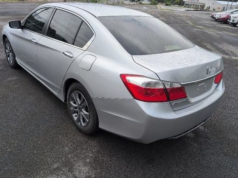 Used 2013 Honda Accord LX image 6