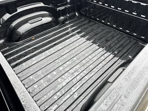 Used 2025 RAM 1500 Laramie w/ Sport Appearance Package image 32