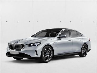 New 2026 BMW 550e xDrive w/ Executive Package