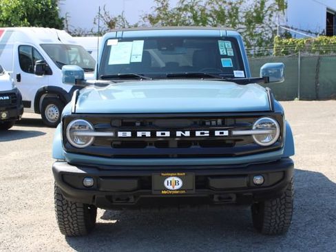 Used 2023 Ford Bronco Outer Banks AWD/4WD image 2