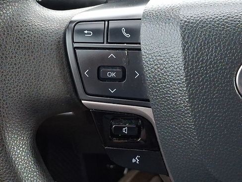 Used 2025 Toyota Camry LE FWD image 20