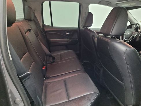 Used 2018 Honda Ridgeline RTL-T image 19