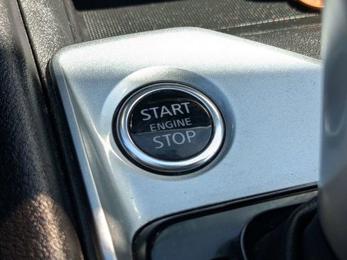 Used 2025 Nissan Altima 2.5 SV image 27