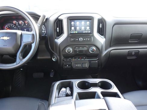 Used 2024 Chevrolet Silverado 1500 Custom image 35