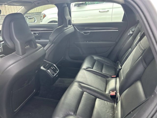 Used 2018 Volvo S90 T5 Momentum w/ Convenience Package AWD/4WD image 11