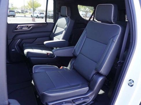 New 2026 GMC Yukon XL Elevation AWD/4WD image 11