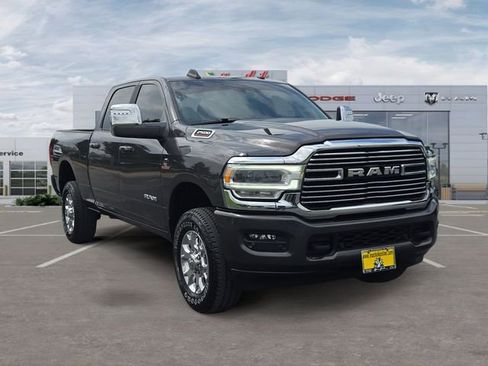 Used 2024 RAM 2500 Laramie w/ Safety Group AWD/4WD image 7