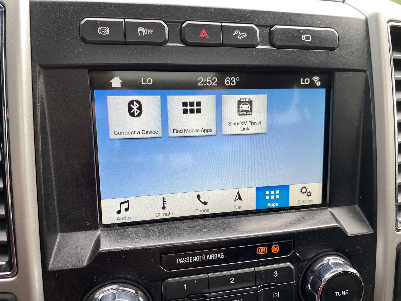 Used 2019 Ford F250 Lariat w/ Chrome Package AWD/4WD image 25
