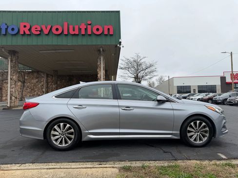 Used 2017 Hyundai Sonata Sport w/ Value Edition Package 02 image 8