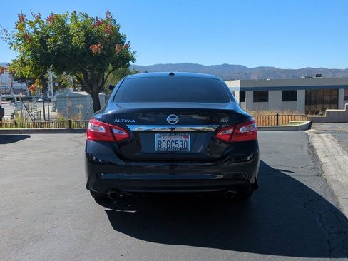 Used 2017 Nissan Altima 2.5 SV image 7