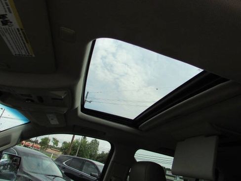 Used 2015 Chevrolet Suburban LTZ AWD/4WD image 27