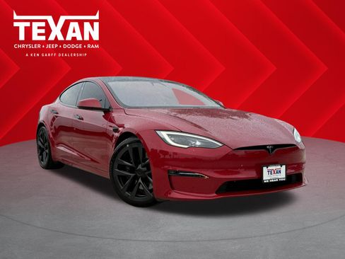 Used 2022 Tesla Model S Plaid AWD/4WD image 1
