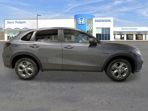 New 2026 Honda HR-V LX image 7