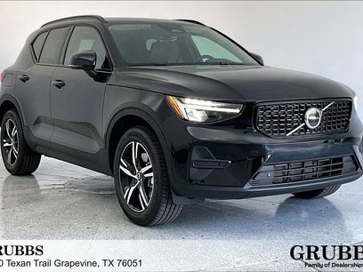 New 2026 Volvo XC40 B5 Core w/ Protection Package Premier