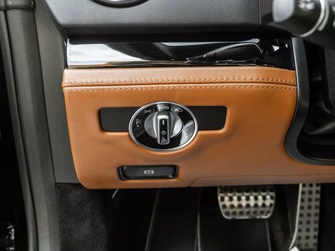 Used 2017 Mercedes-Benz SL 450 w/ Premium I Package image 17
