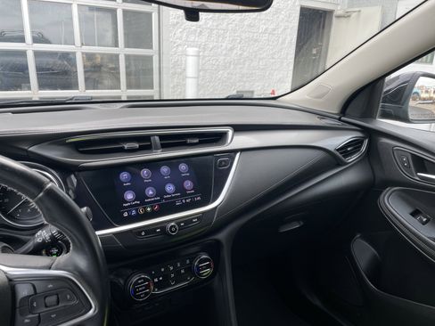 Certified 2022 Buick Encore GX Select w/ Sport Touring Package image 15