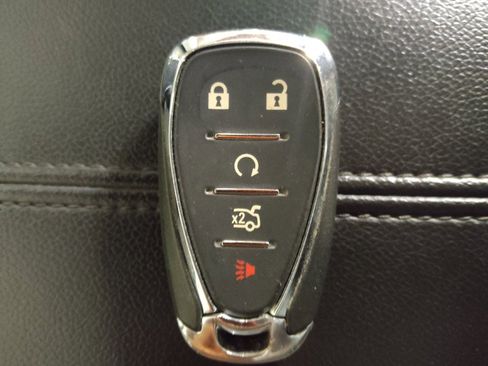 Used 2023 Chevrolet Malibu LT FWD image 32