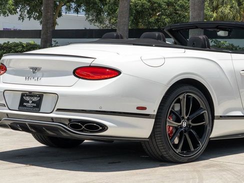 Used 2021 Bentley Continental GT AWD/4WD image 8