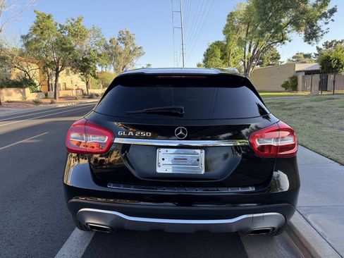 Used 2018 Mercedes-Benz GLA 250 w/ Convenience Package image 6