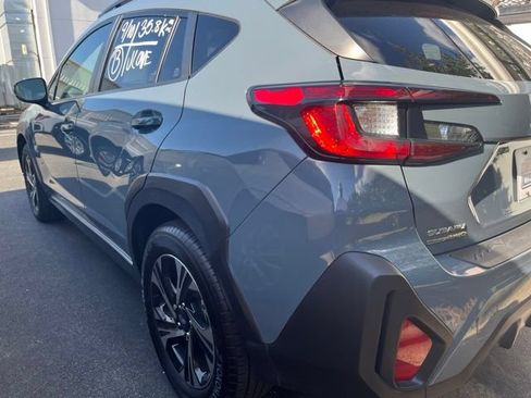 Used 2024 Subaru Crosstrek 2.0i Premium AWD/4WD image 4