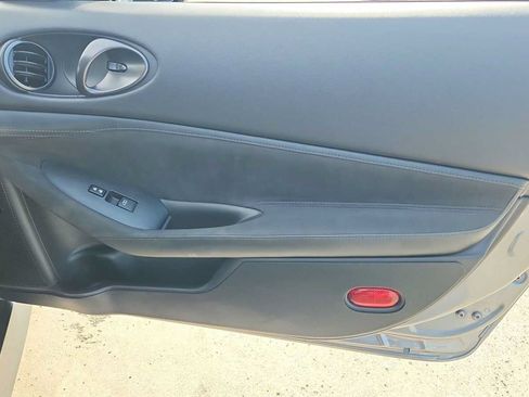Used 2024 Nissan Z Performance w/ Floor Mat Package RWD image 22