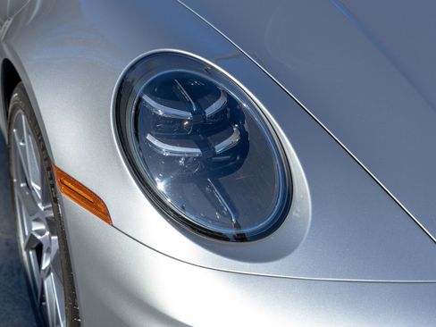Certified 2025 Porsche 911 Carrera T RWD image 14