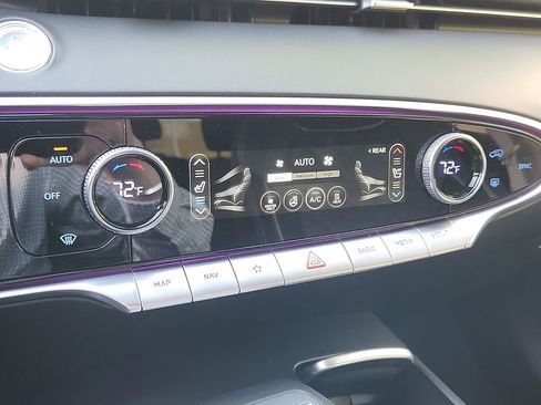 Used 2024 Genesis Electrified GV70 Prestige w/ Prestige Package AWD/4WD image 19