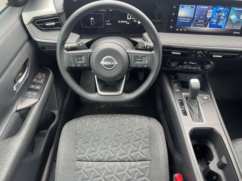 New 2026 Nissan Kicks SV image 15