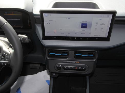 New 2026 Ford Maverick Lobo image 19