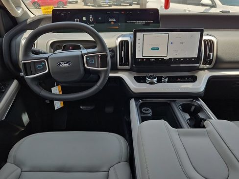 New 2027 Ford Expedition Max Active RWD image 20