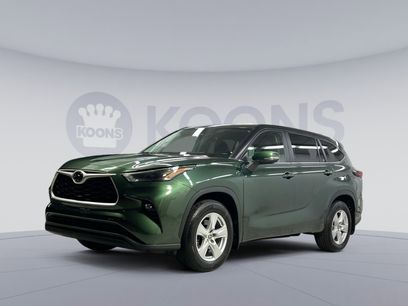 Used 2024 Toyota Highlander LE