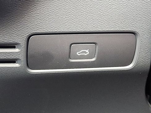 Used 2023 Volvo C40 P8 Recharge Plus AWD/4WD image 12