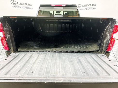 Used 2022 Chevrolet Silverado 1500 LTZ w/ LTZ Premium Package image 28