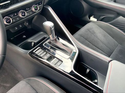 Used 2025 Acura ADX A-Spec image 16