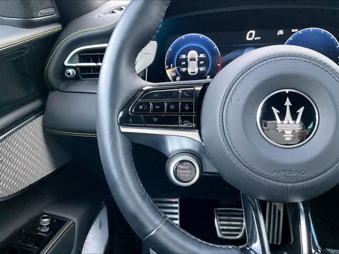 Used 2023 Maserati Grecale Modena AWD/4WD image 24