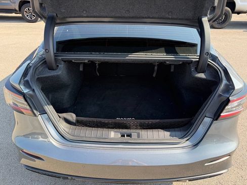 Used 2019 Nissan Maxima SR w/ Premium Package FWD image 18