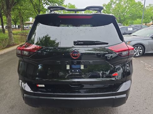 Used 2026 Nissan Rogue SV w/ Rock Creek Premium Package AWD/4WD image 7