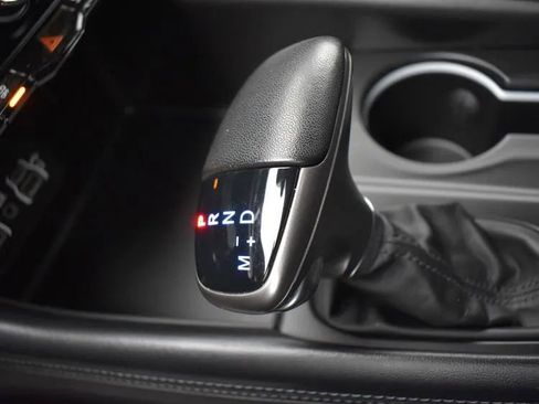 Used 2024 Dodge Durango SXT image 33