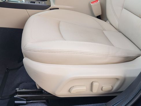 Used 2018 Subaru Outback 2.5i Limited image 31