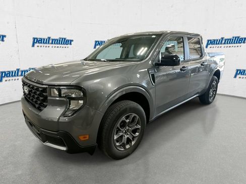 Certified 2025 Ford Maverick XLT w/ XLT Luxury Package AWD/4WD image 1